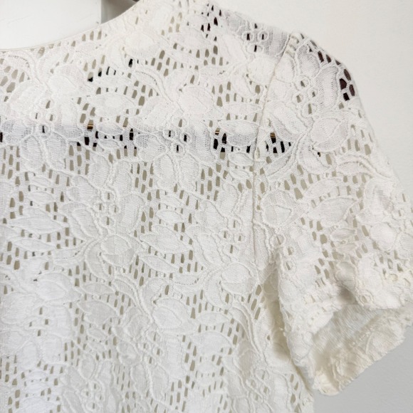 Lauren Ralph Lauren Sheer Lace Top White Floral Sz S - Picture 2 of 8